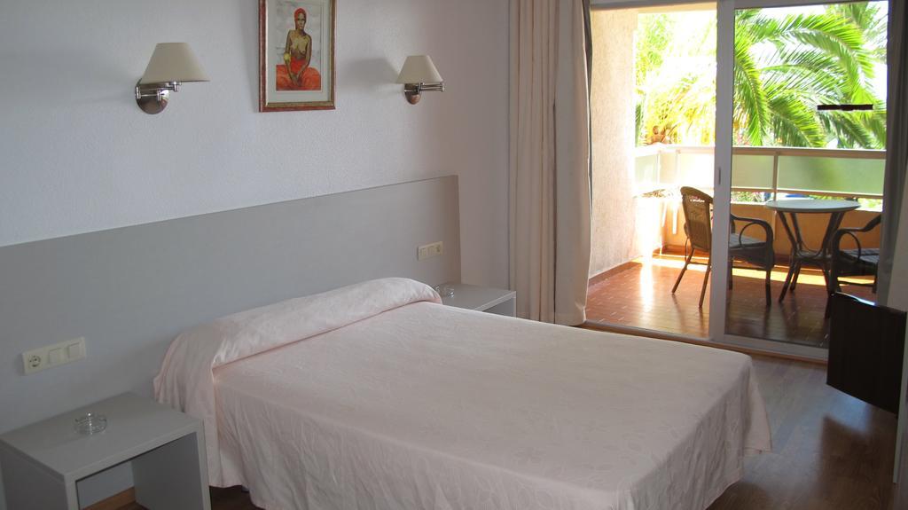 Hostal Velilla Almuñécar Exterior foto