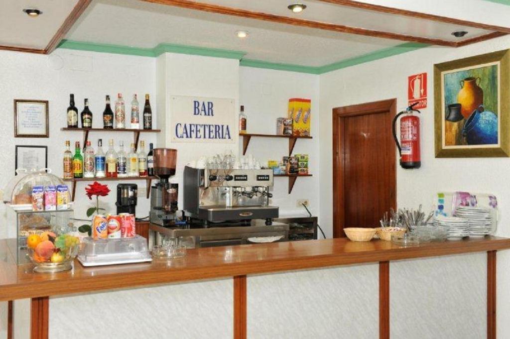 Hostal Velilla Almuñécar Exterior foto